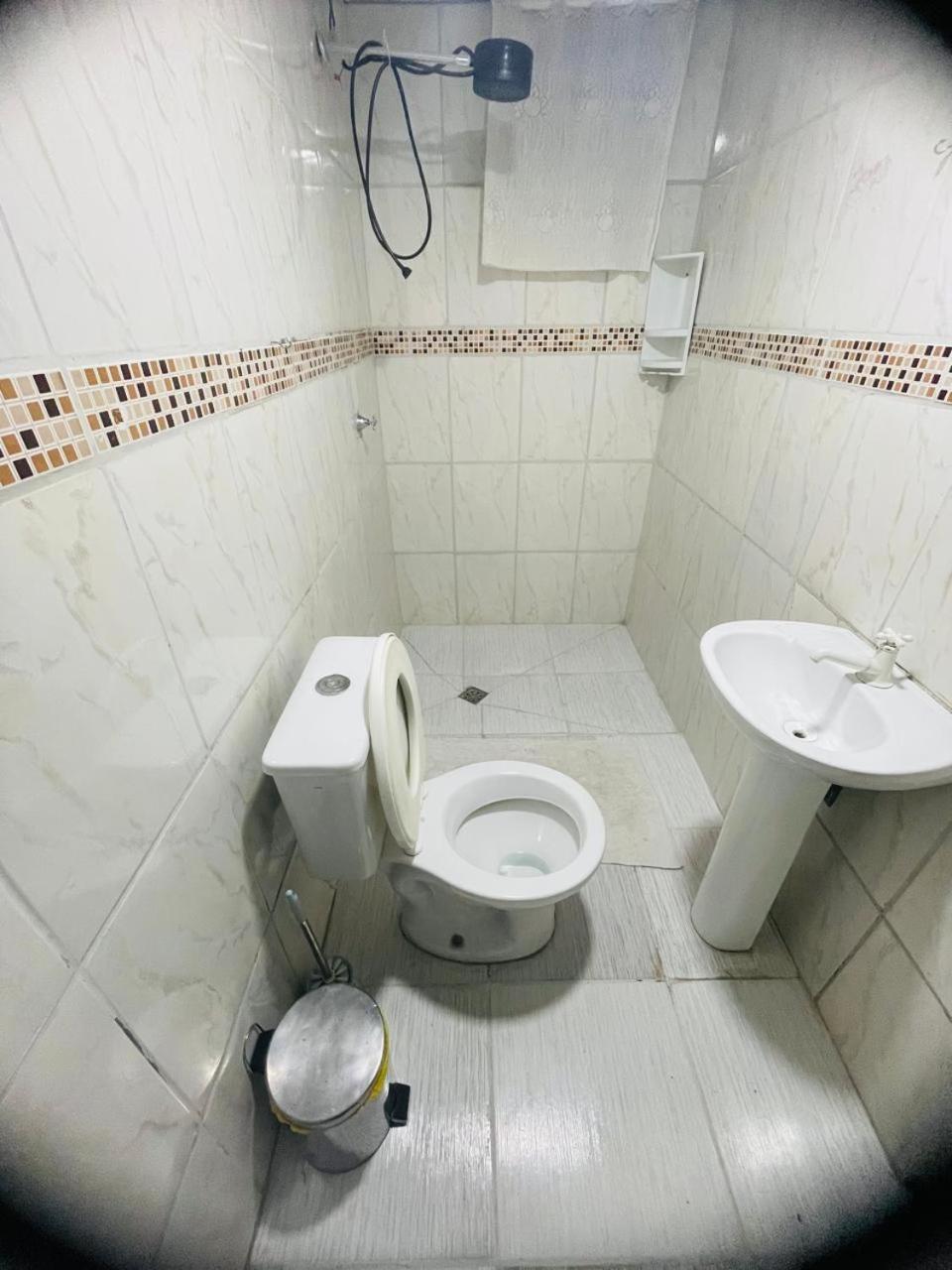 Casa Fundos Eco 03 Simples E Confortavel Com 2 Quartos E Garagem * Curitiba
